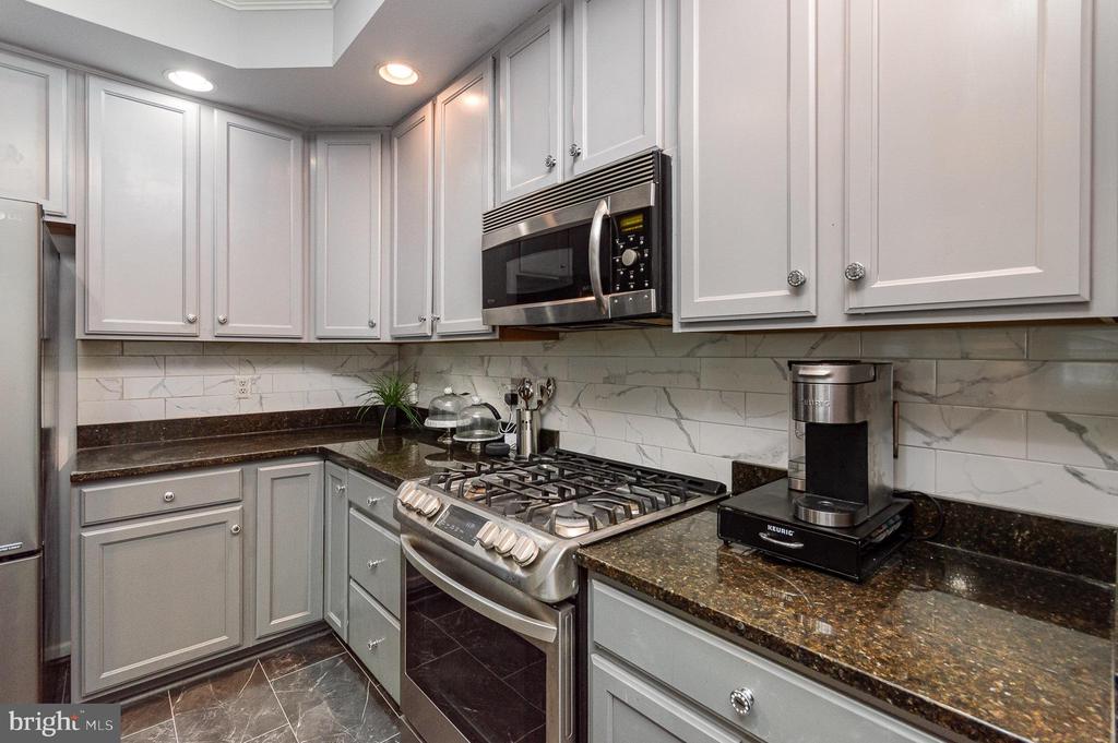 2696 SHEFFIELD HILL WAY 224