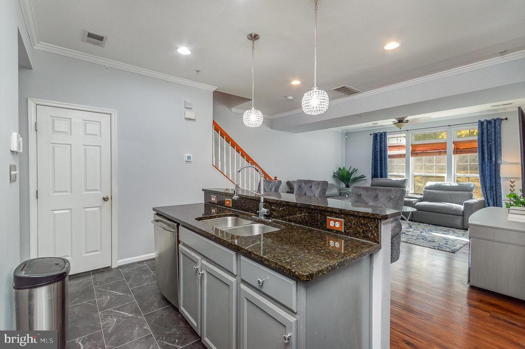 2696 SHEFFIELD HILL WAY 224