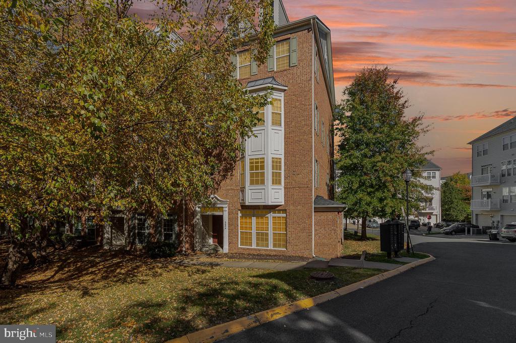 2696 SHEFFIELD HILL WAY 224