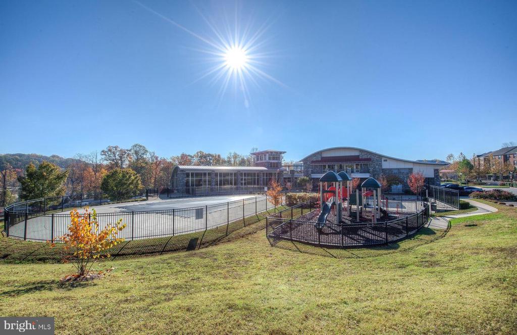 2696 SHEFFIELD HILL WAY 224
