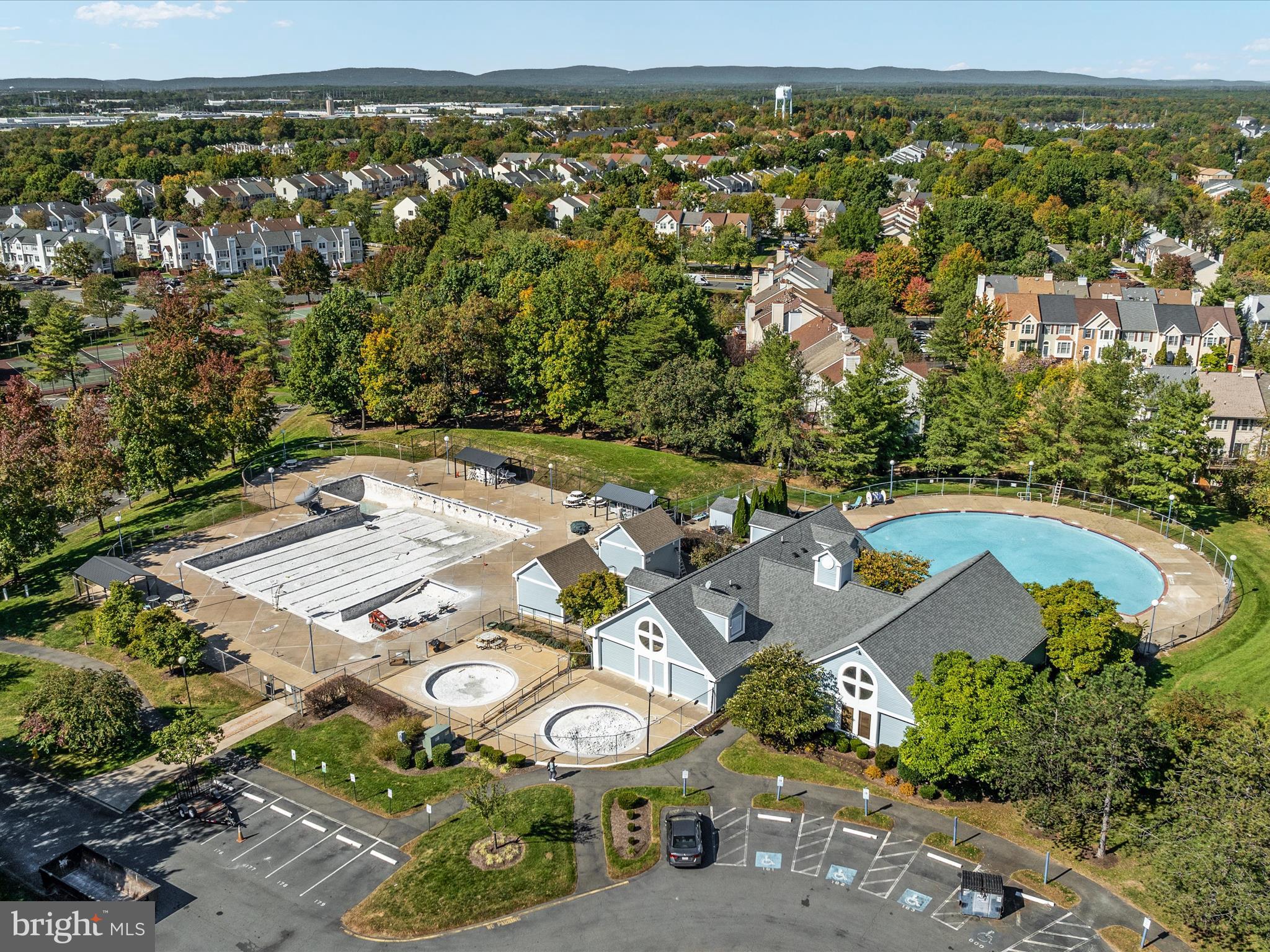 10910 MISSION RIDGE DRIVE