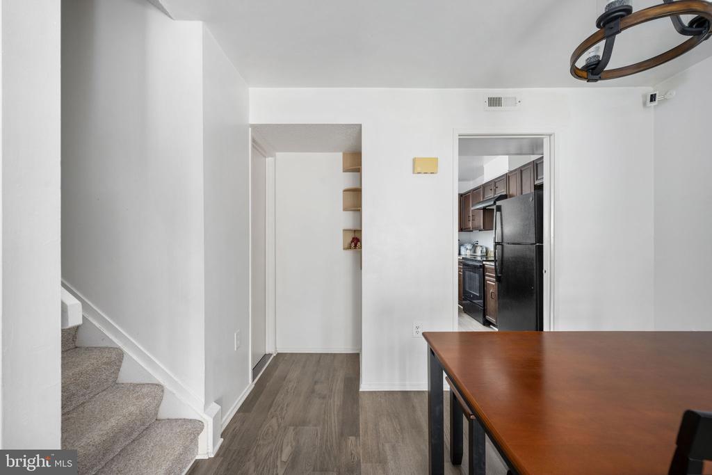 15261 LODGE TERRACE