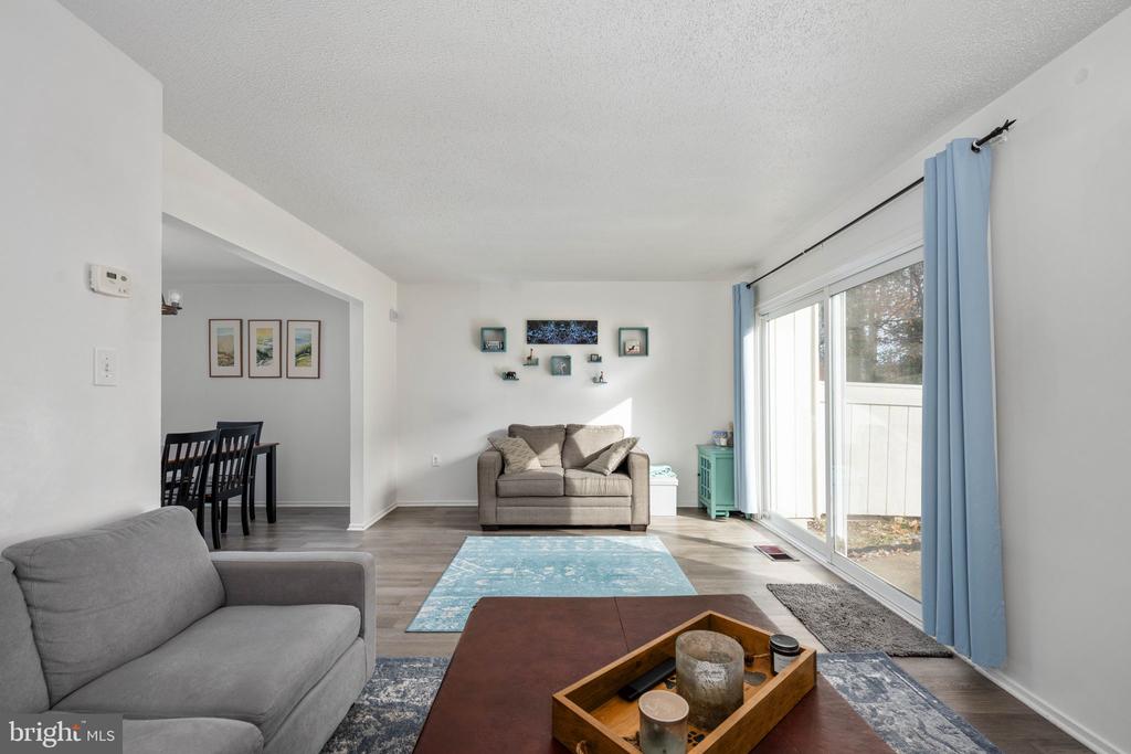 15261 LODGE TERRACE