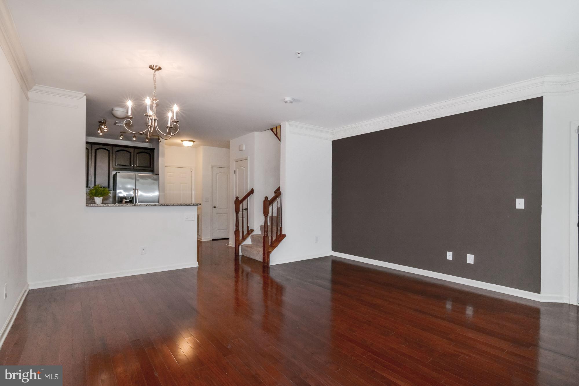 2251 KEW GARDENS DRIVE