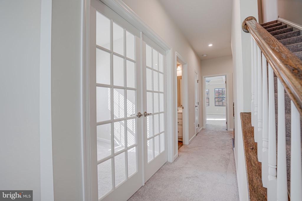 18343 REAPER HILL COURT