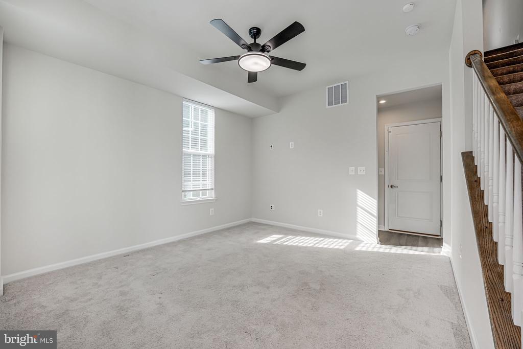 18343 REAPER HILL COURT
