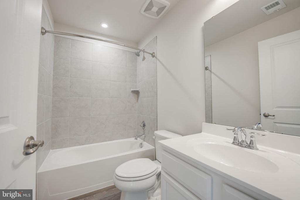 18343 REAPER HILL COURT