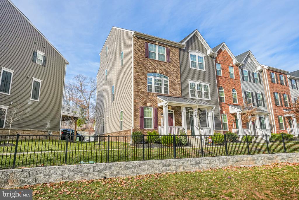 18343 REAPER HILL COURT