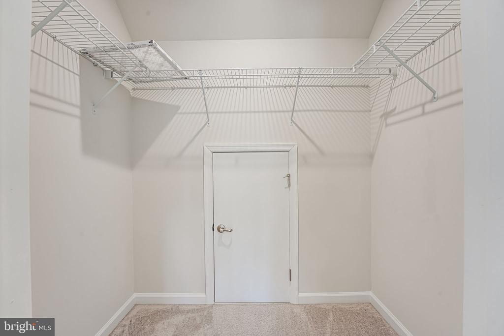 18343 REAPER HILL COURT