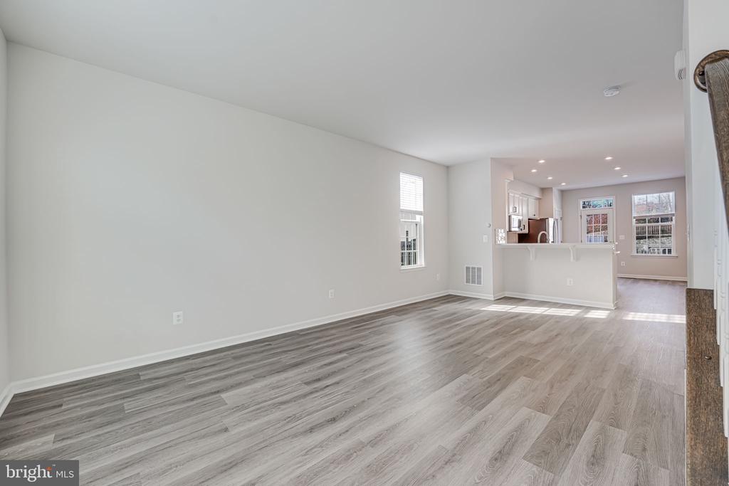 18343 REAPER HILL COURT