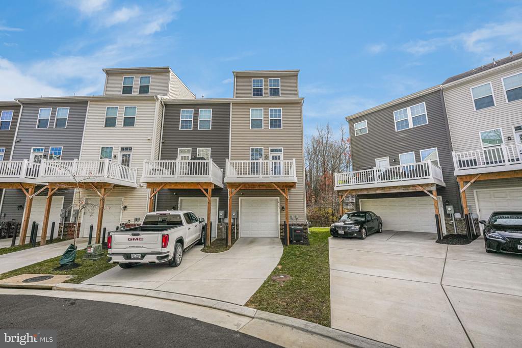 18343 REAPER HILL COURT