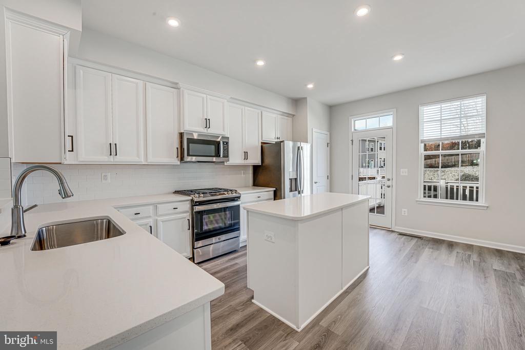 18343 REAPER HILL COURT