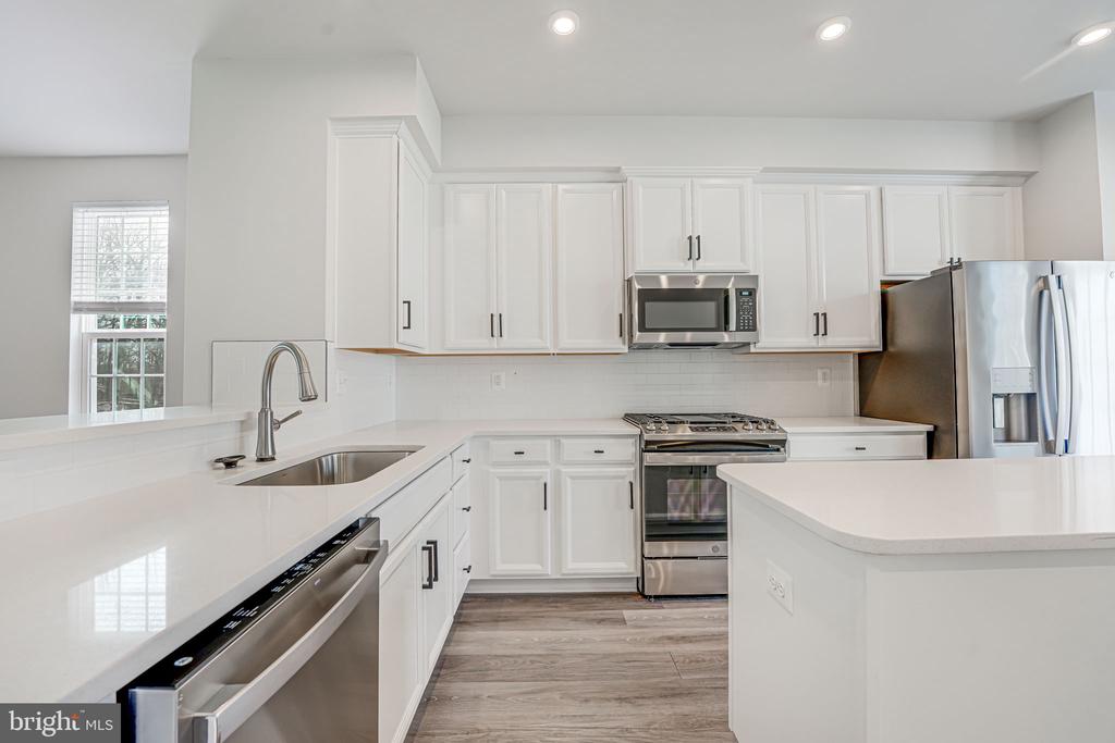 18343 REAPER HILL COURT