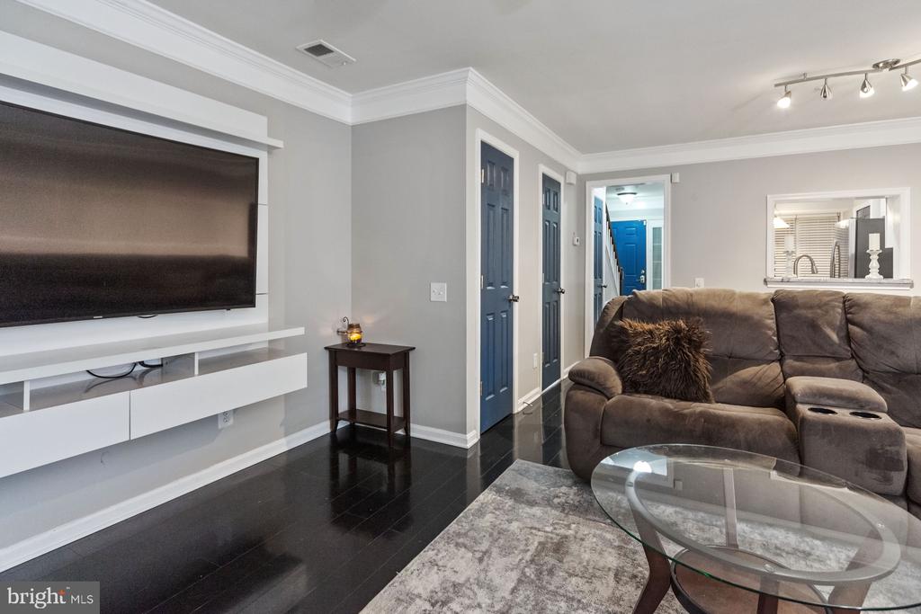 3840 CLORE PLACE