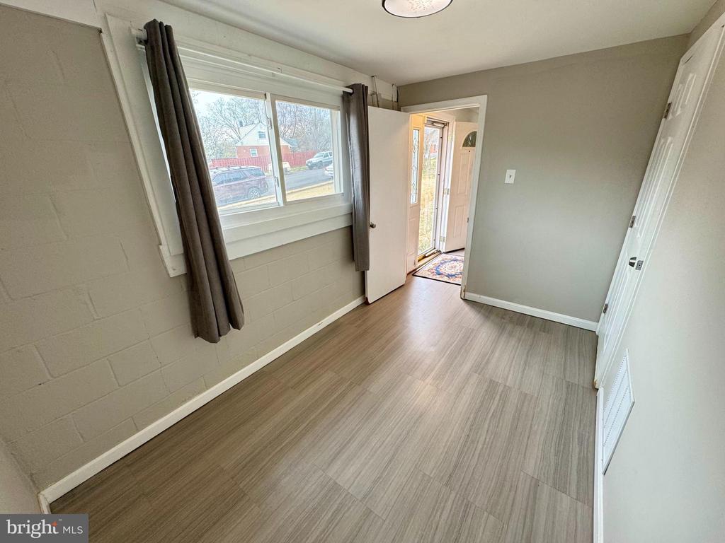 3104 BUENA COURT