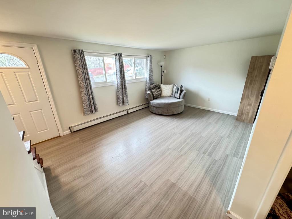 3104 BUENA COURT