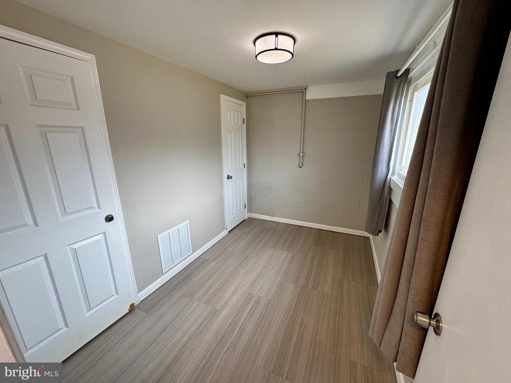 3104 BUENA COURT