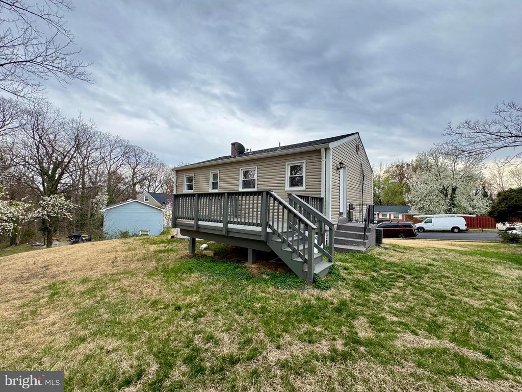 3104 BUENA COURT