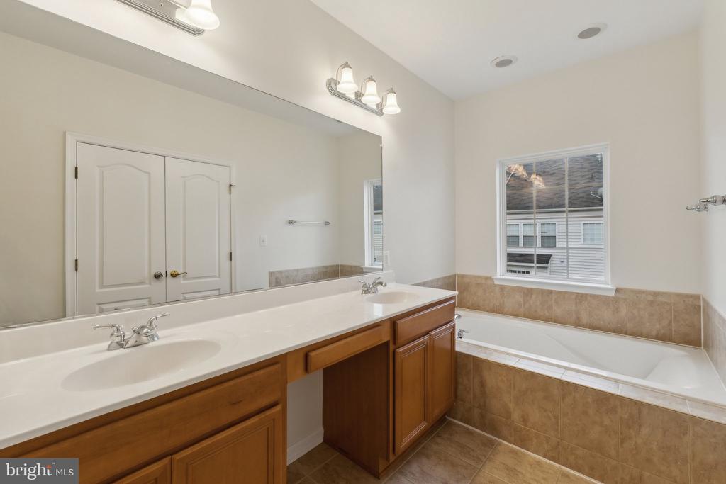 17614 HARPERS FERRY DRIVE