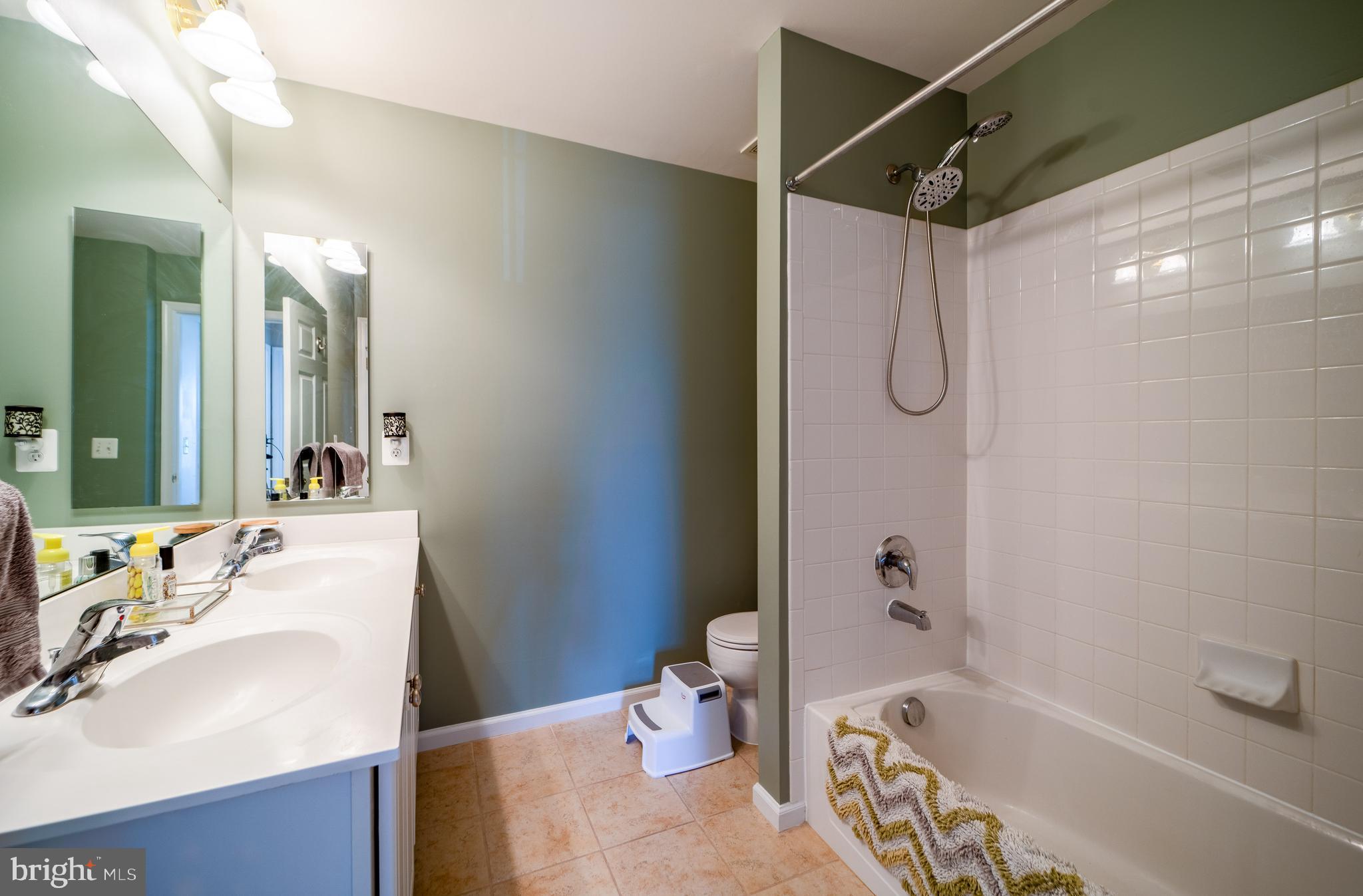 18081 CAMDENHURST DRIVE
