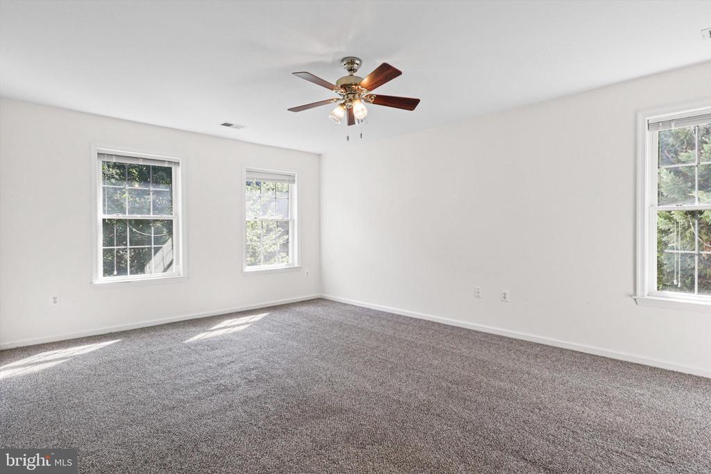 5099 LEATHERBACK ROAD