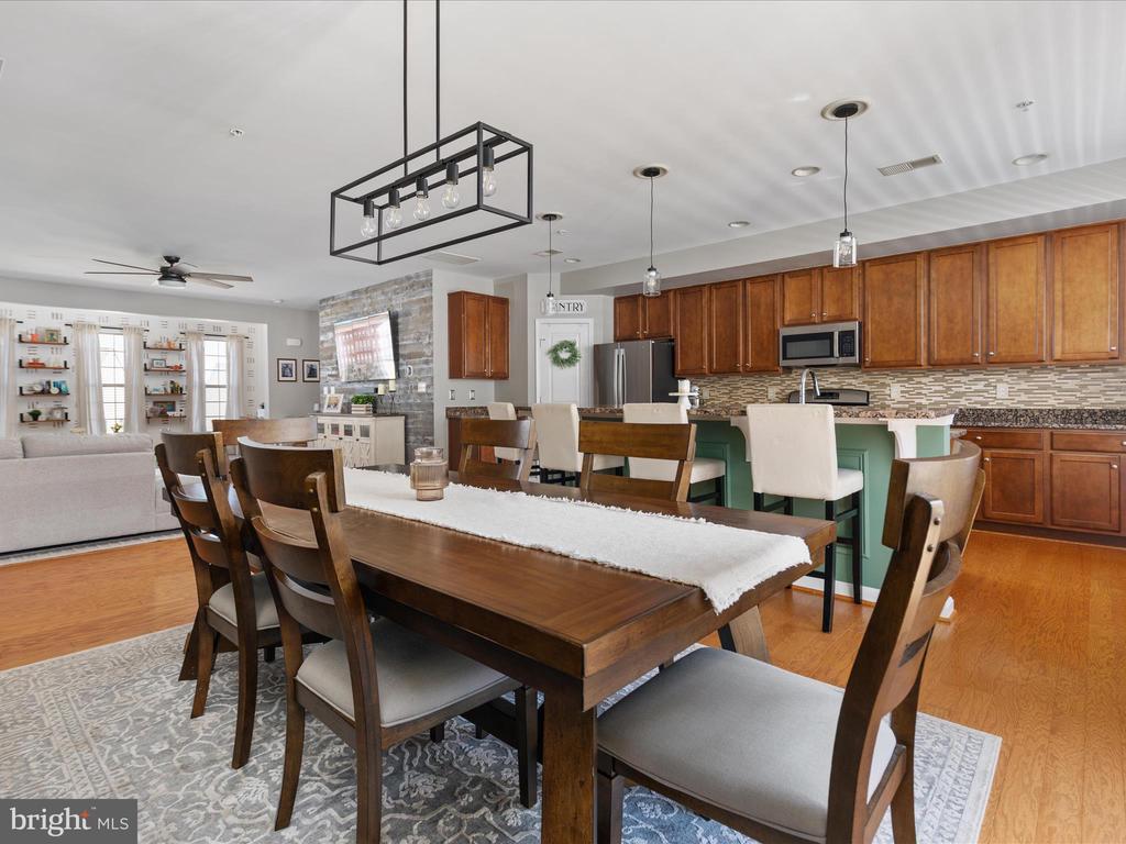 7734 CEDAR BRANCH DRIVE