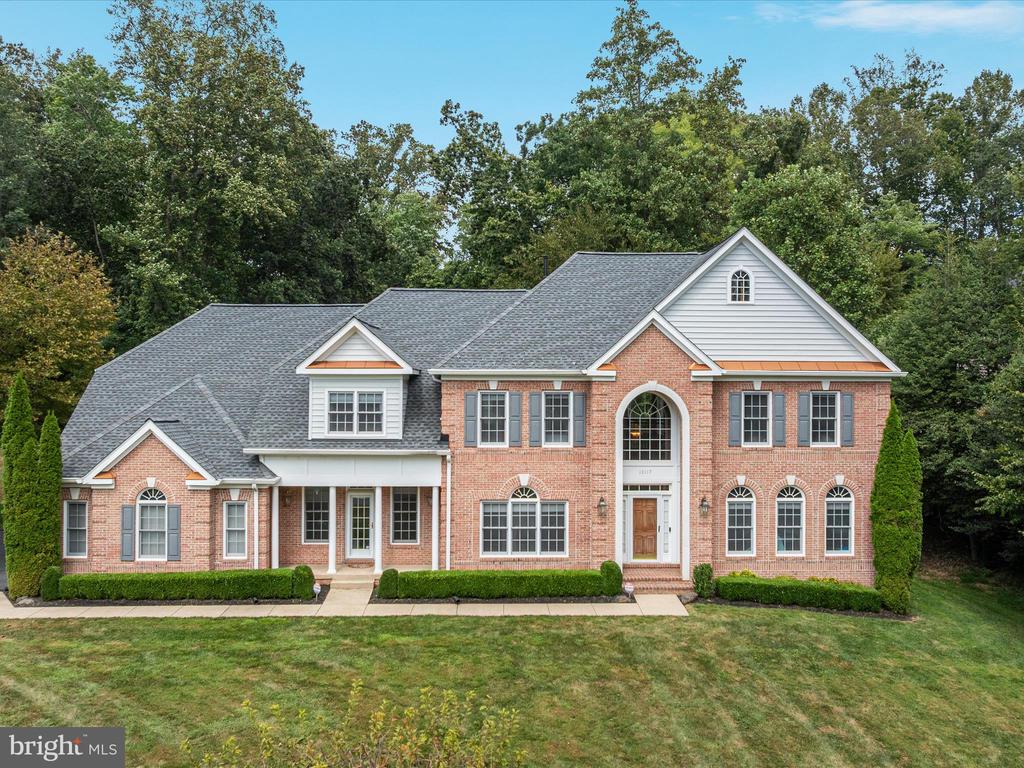 10117 CARLINGTON VALLEY COURT