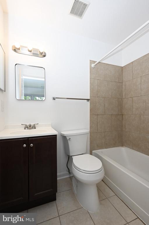 3513 LEGERE COURT