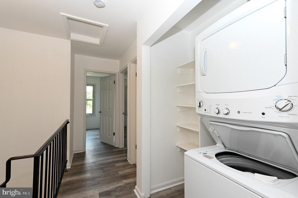 3513 LEGERE COURT