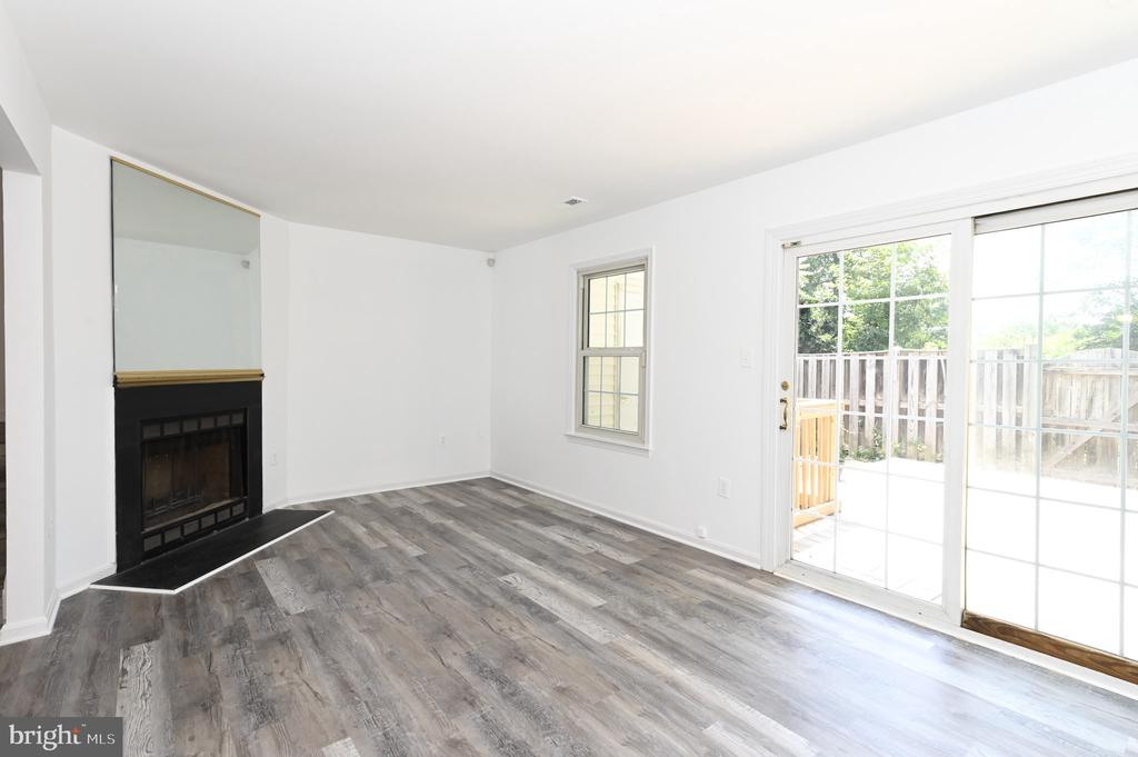 3513 LEGERE COURT