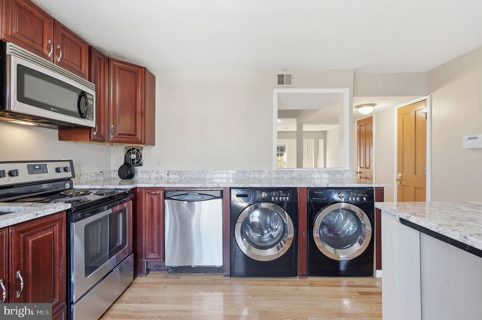 2942 WETHERBURN COURT