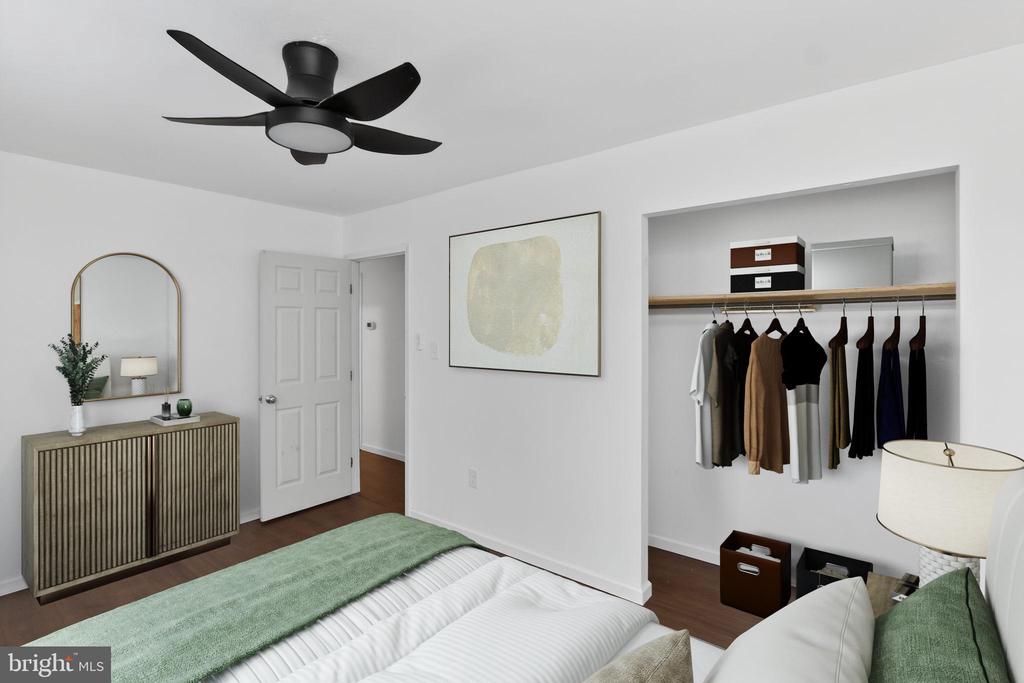 1607 ASHFORD PLACE