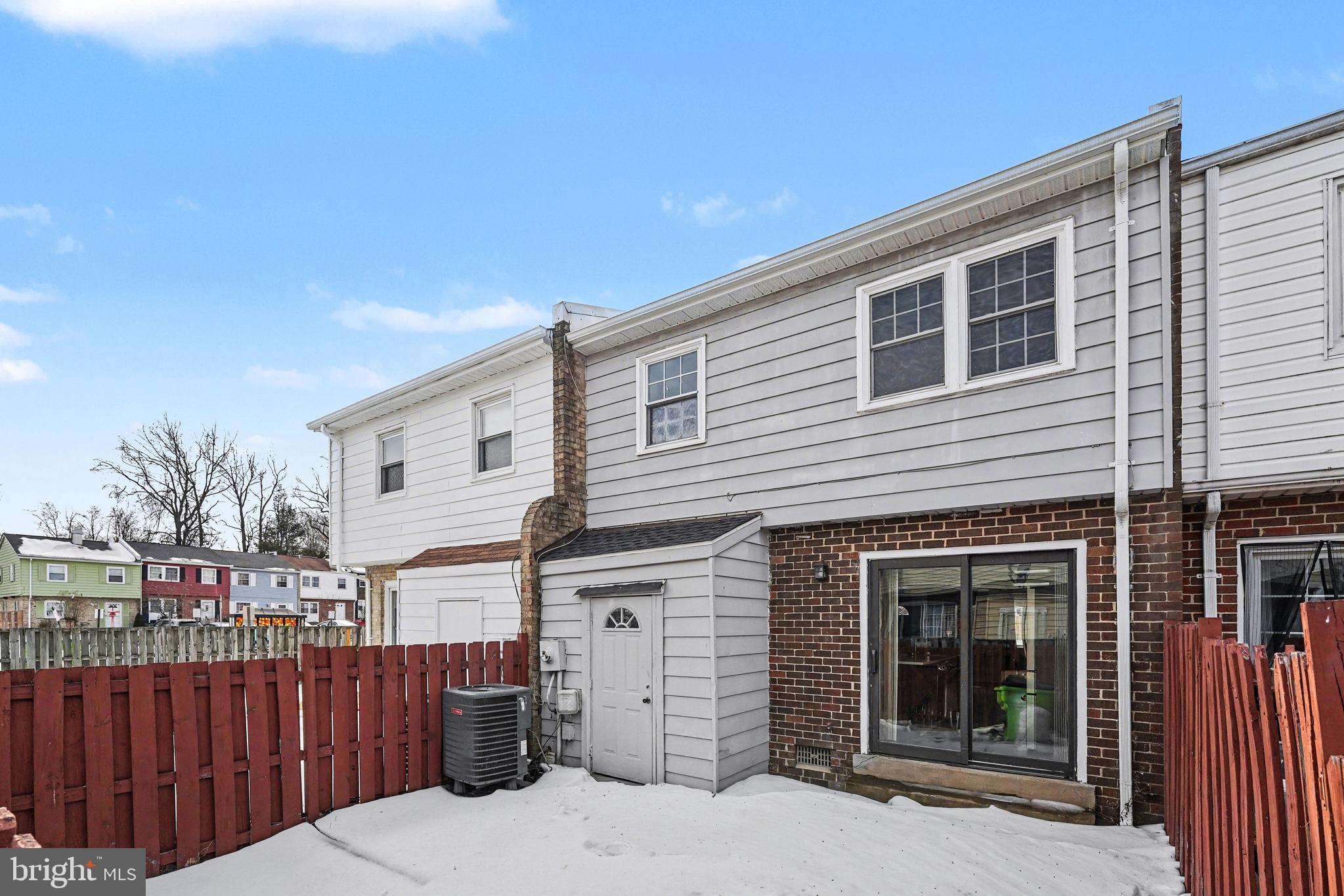 2502 SEDGEWICK PLACE