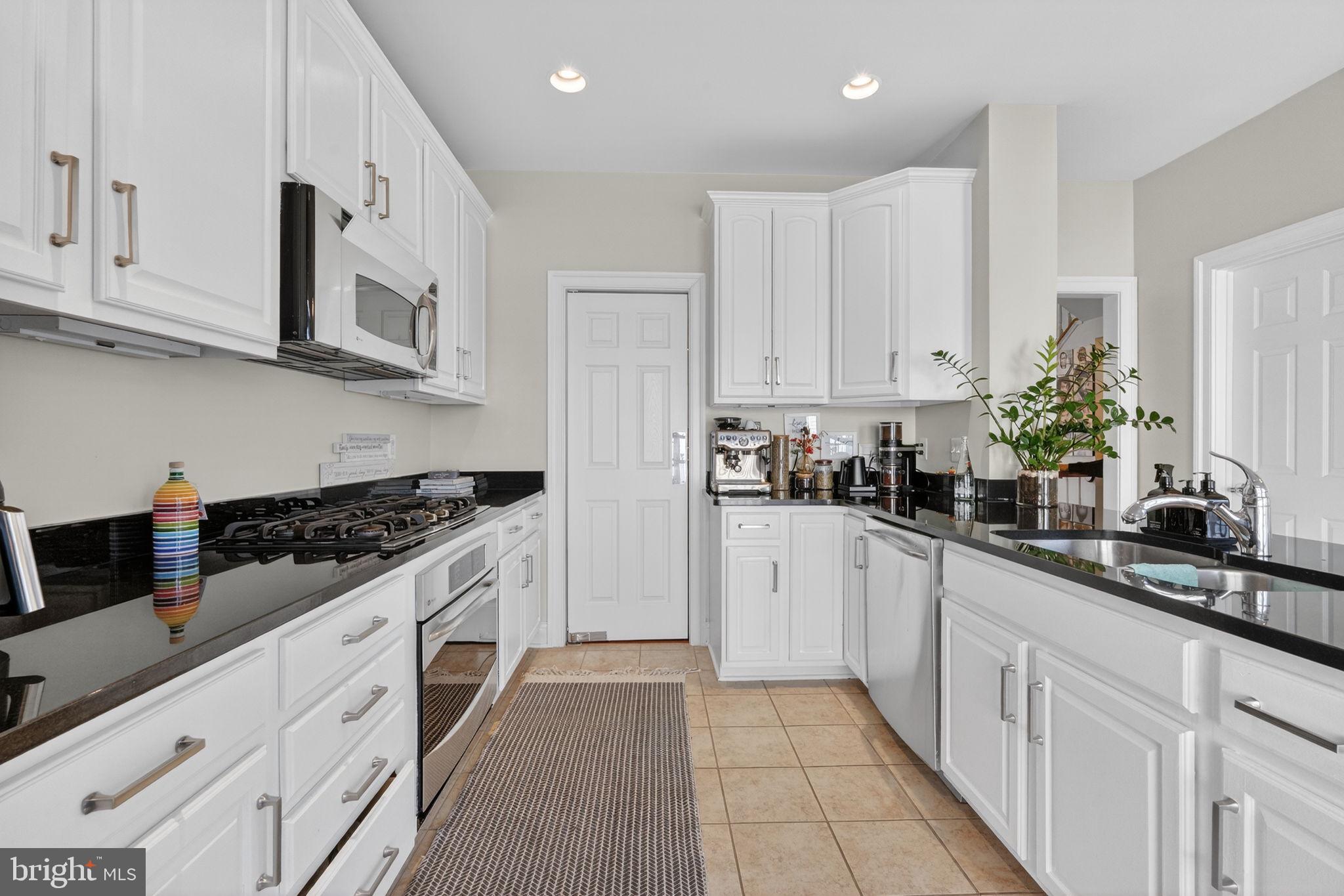 14866 POTOMAC BRANCH DRIVE