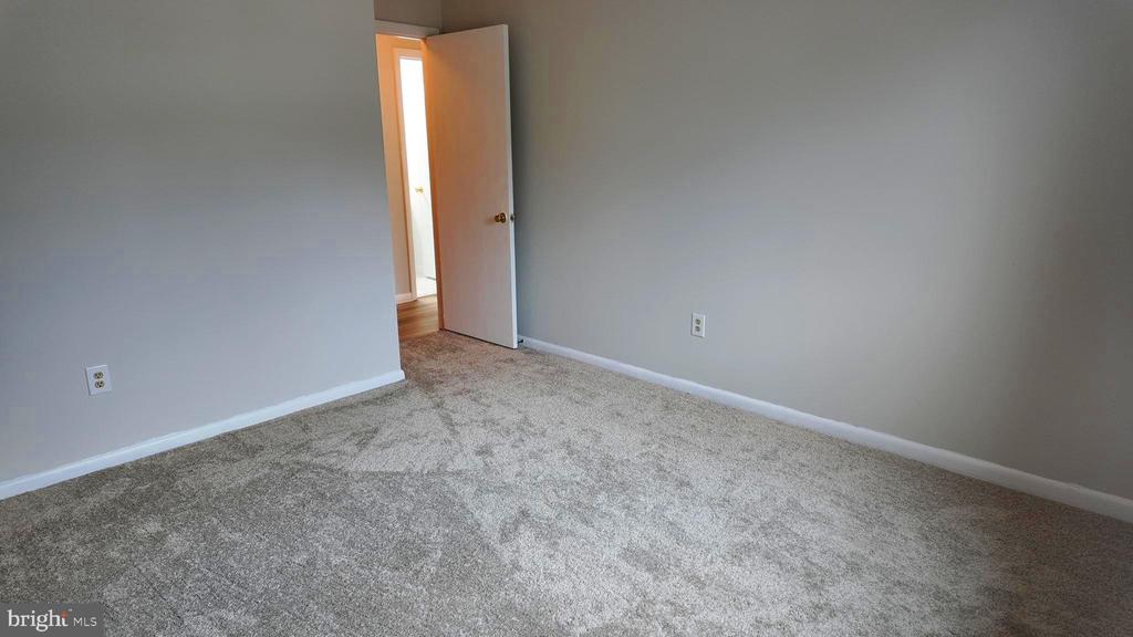 1523 COLONIAL DRIVE 204