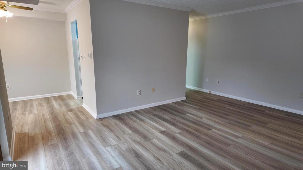 1523 COLONIAL DRIVE 204