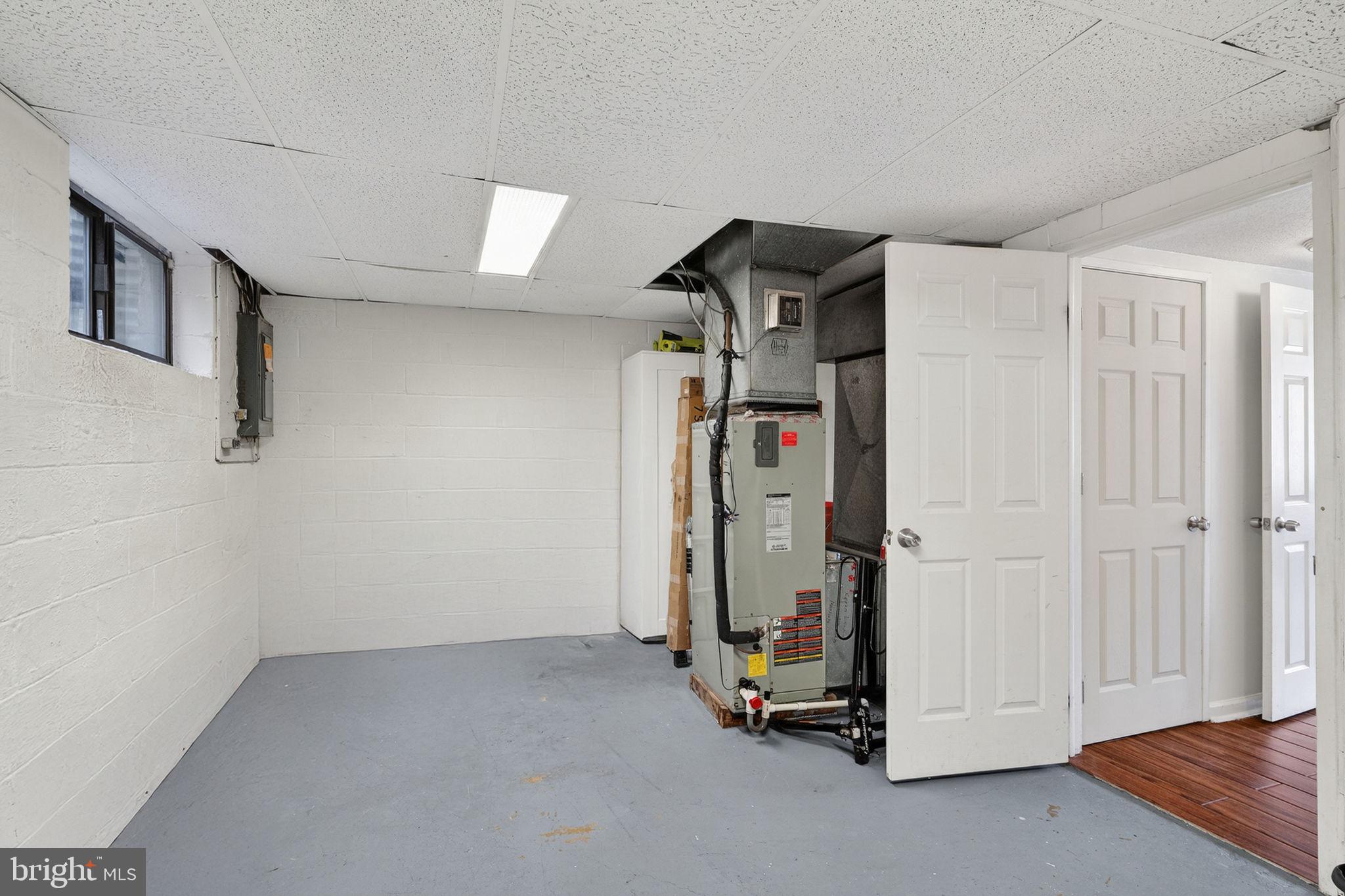 1817 OLD POST TERRACE