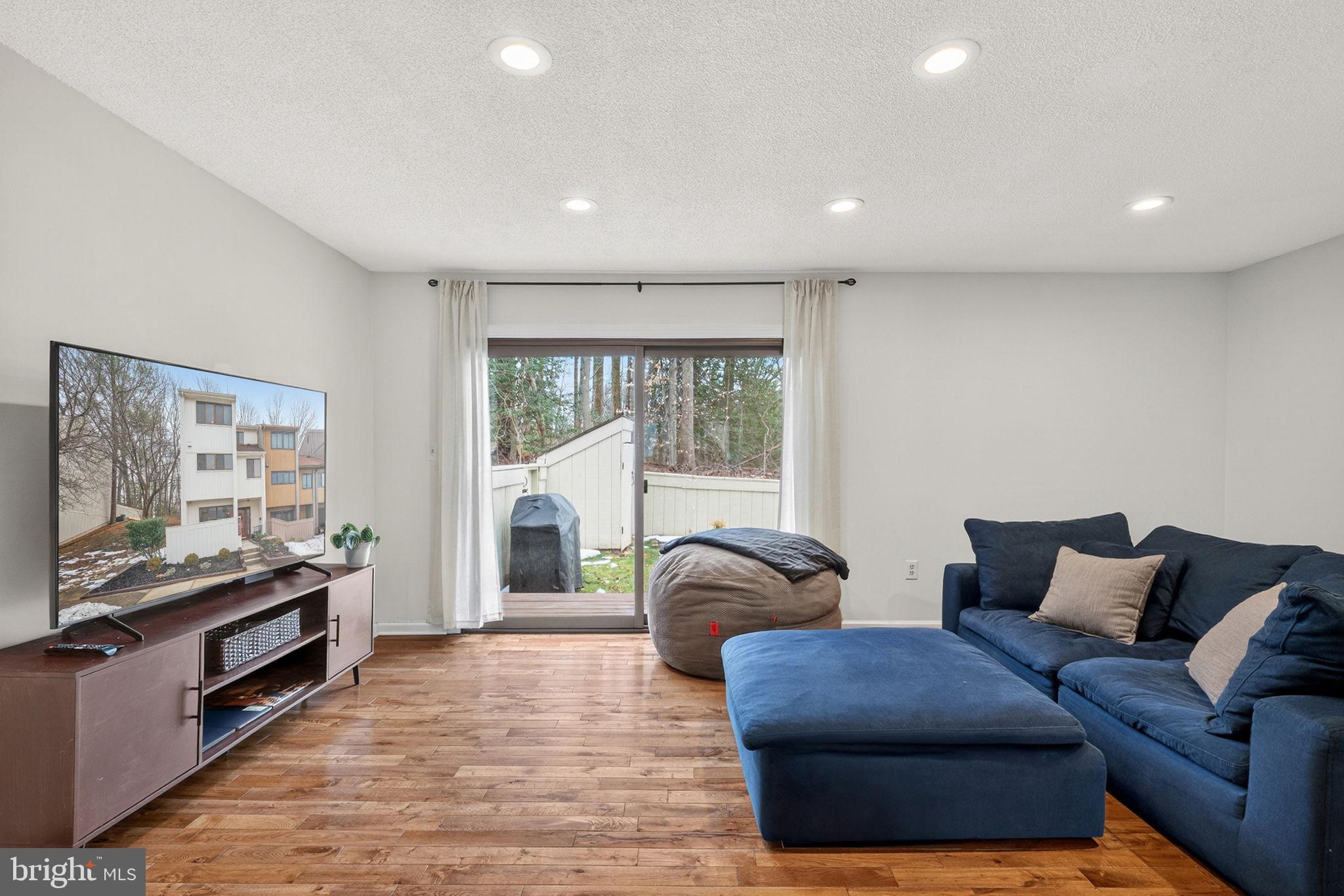 1817 OLD POST TERRACE