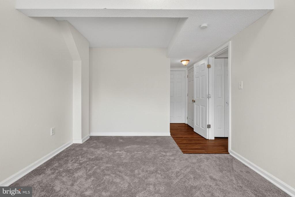 1817 OLD POST TERRACE
