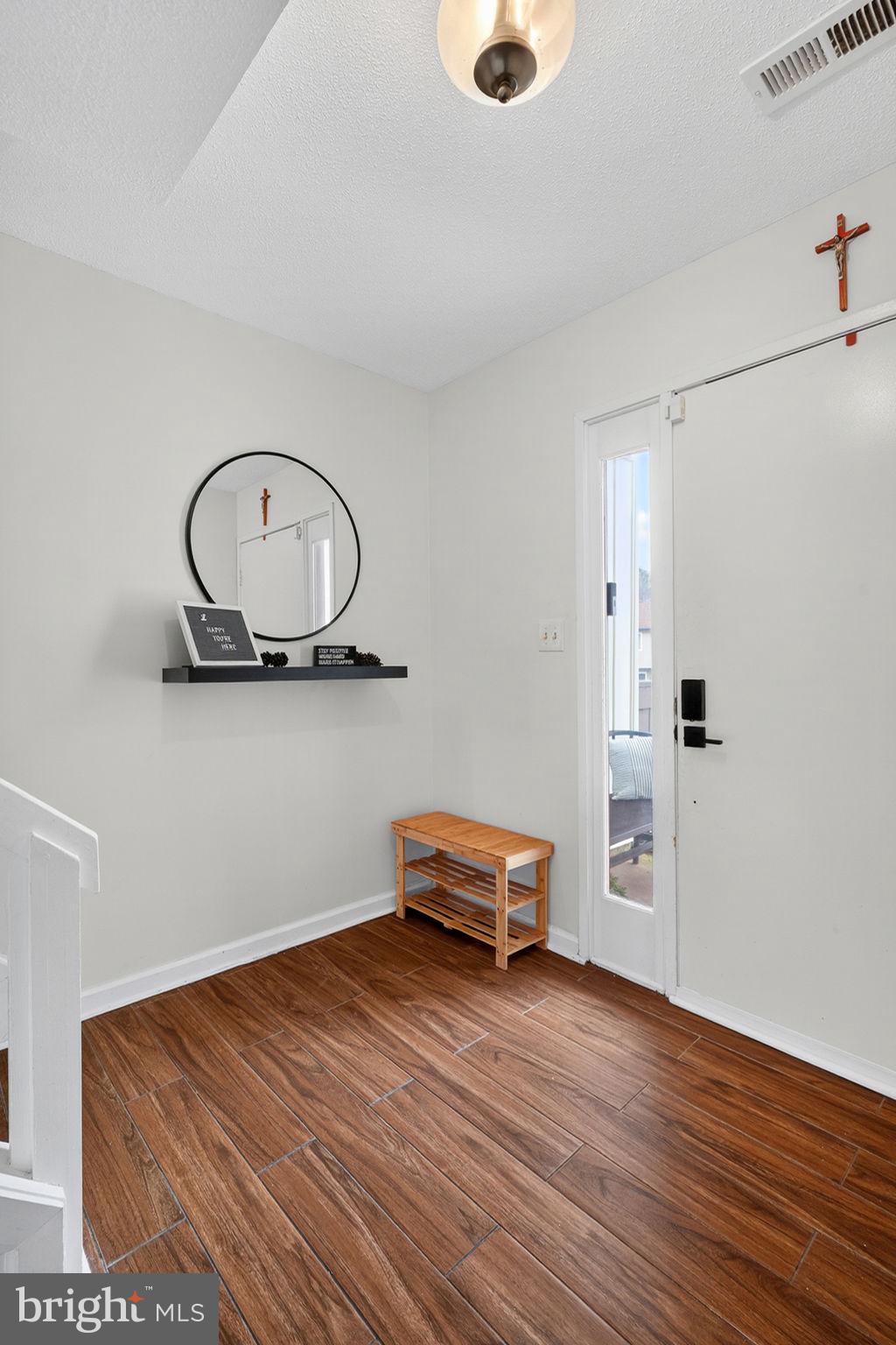 1817 OLD POST TERRACE