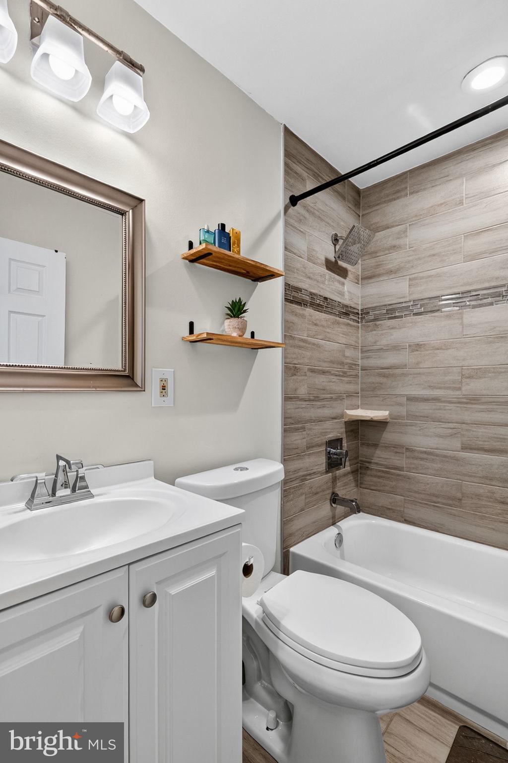 1817 OLD POST TERRACE