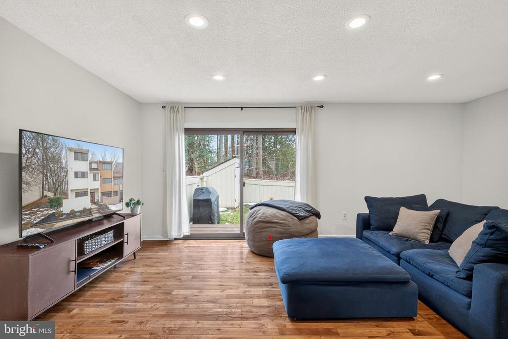 1817 OLD POST TERRACE