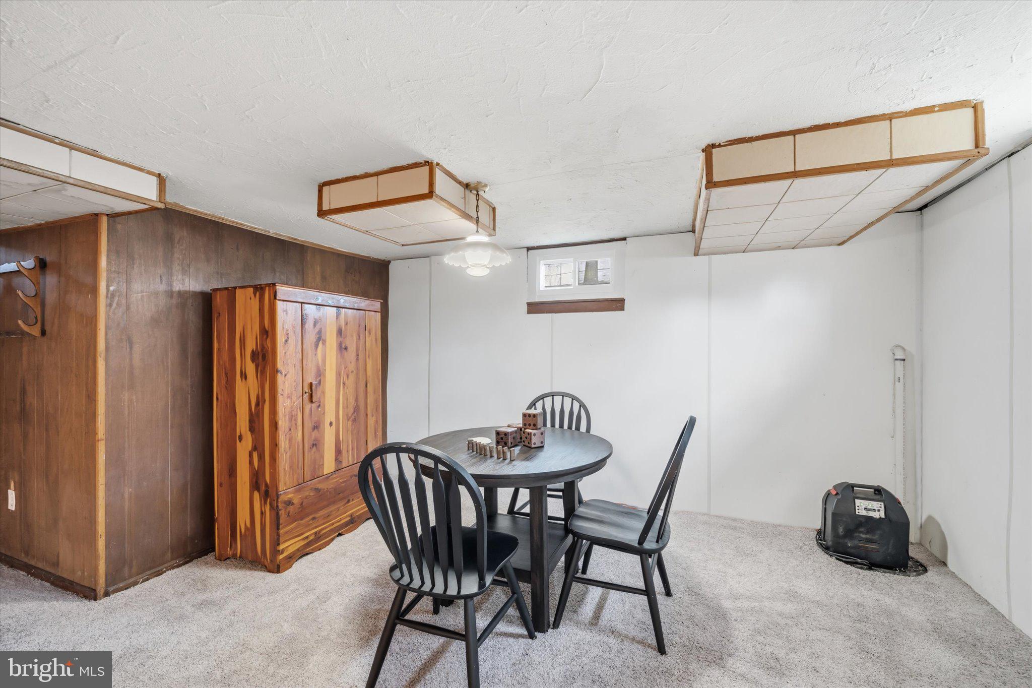 13207 TREETOP COURT