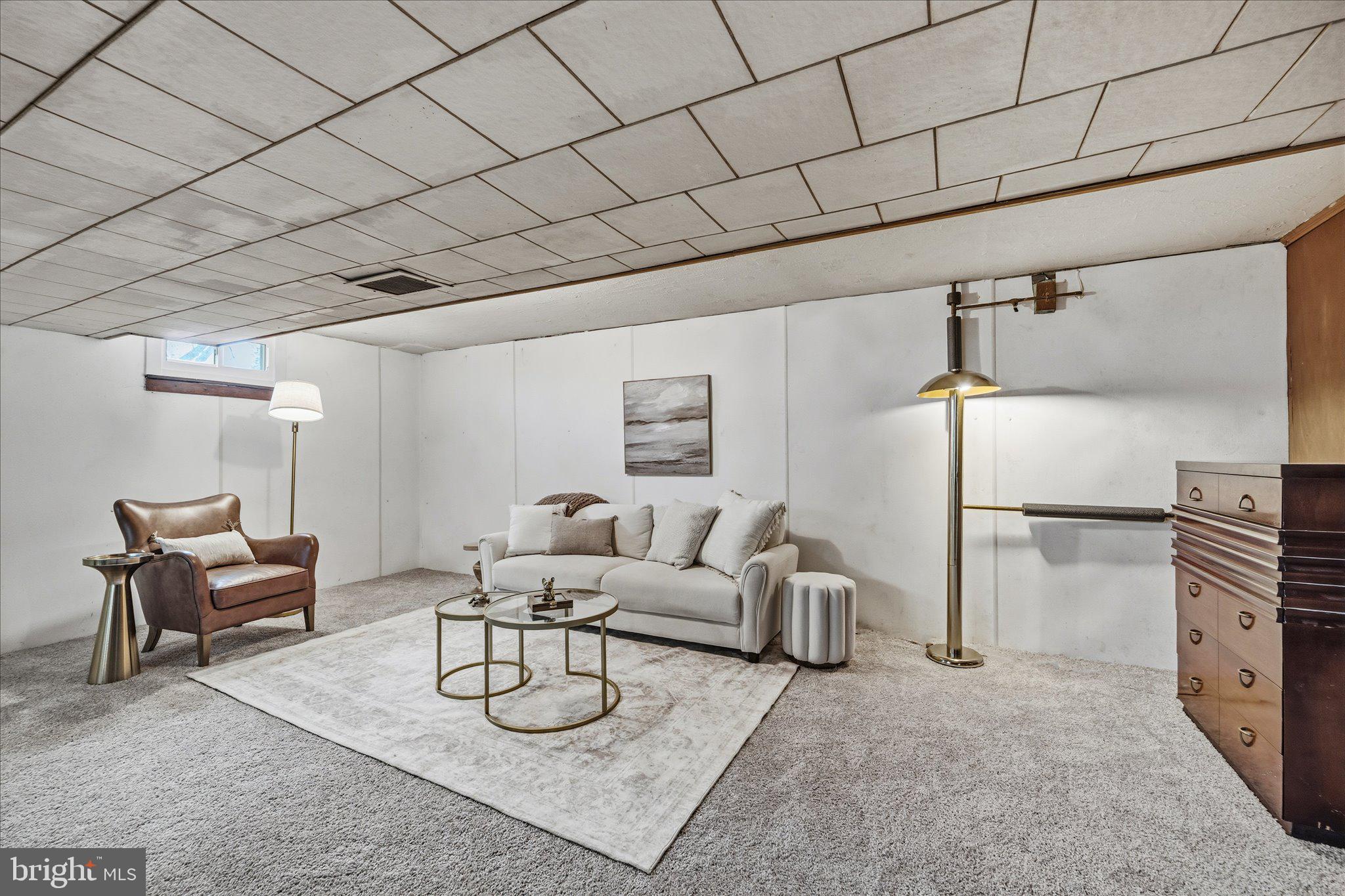 13207 TREETOP COURT