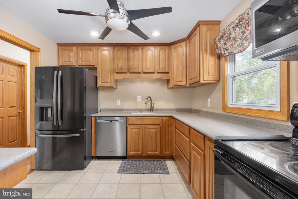 13737 LANGSTONE DRIVE