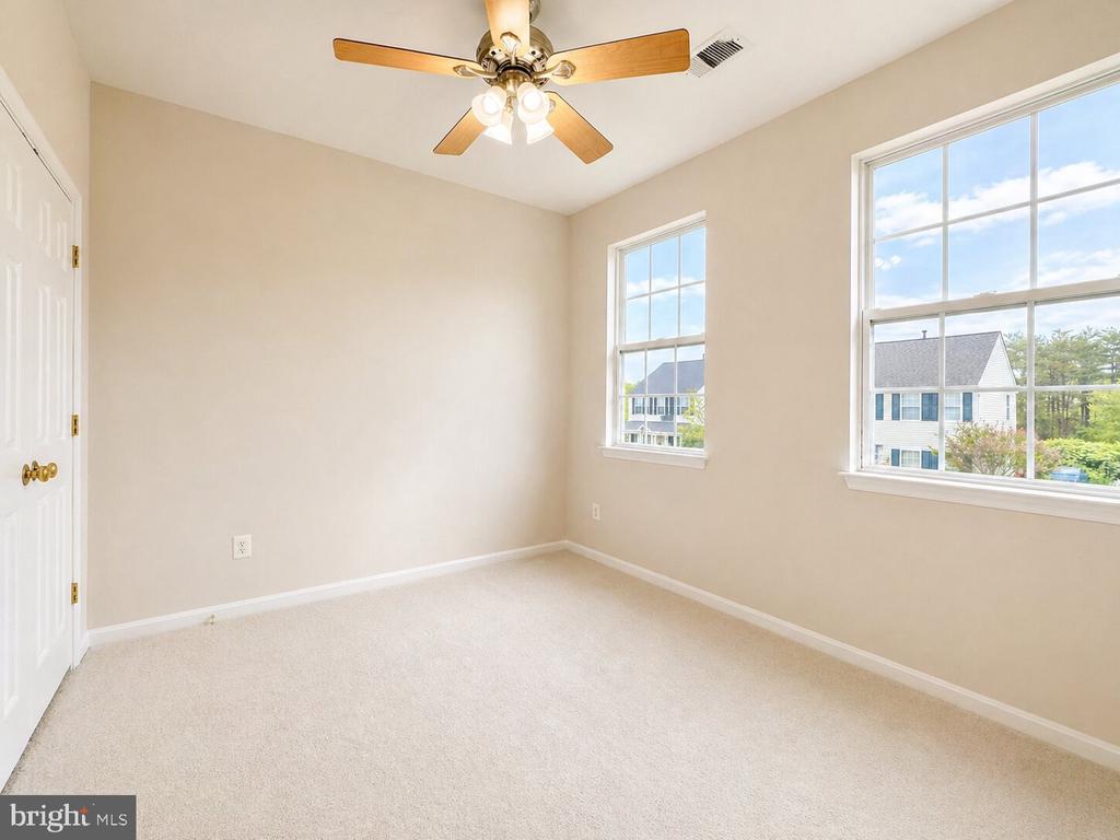 12434 IONA SOUND DRIVE