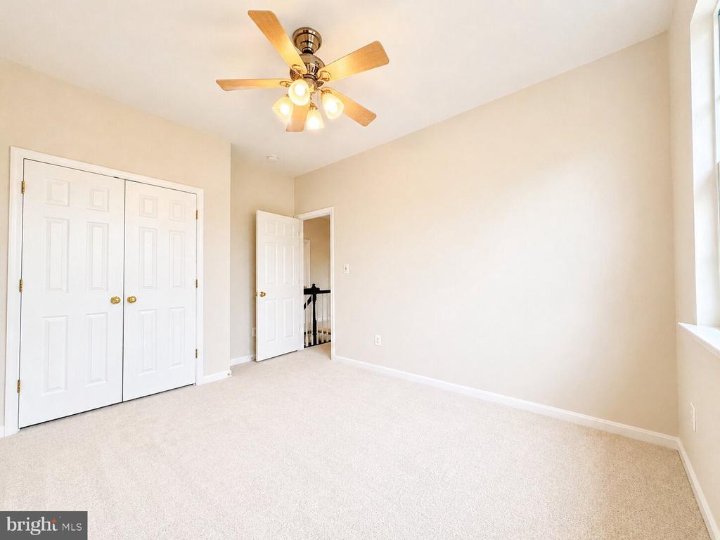 12434 IONA SOUND DRIVE