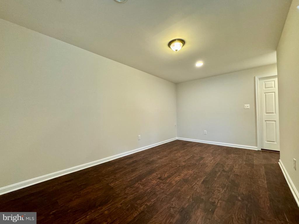 12434 IONA SOUND DRIVE