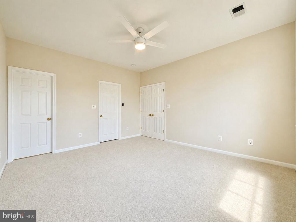 12434 IONA SOUND DRIVE