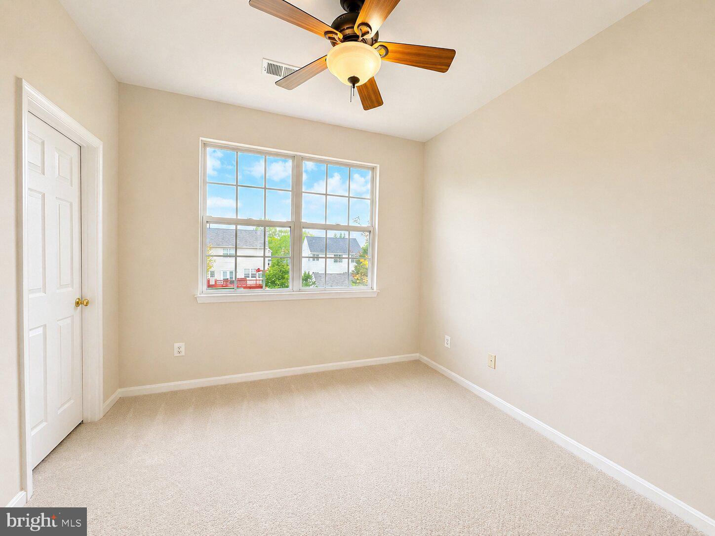 12434 IONA SOUND DRIVE